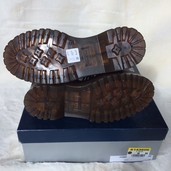 NEW IN BOX Real Leather/Calf Hair Platform Boots - Picture 3 of 6